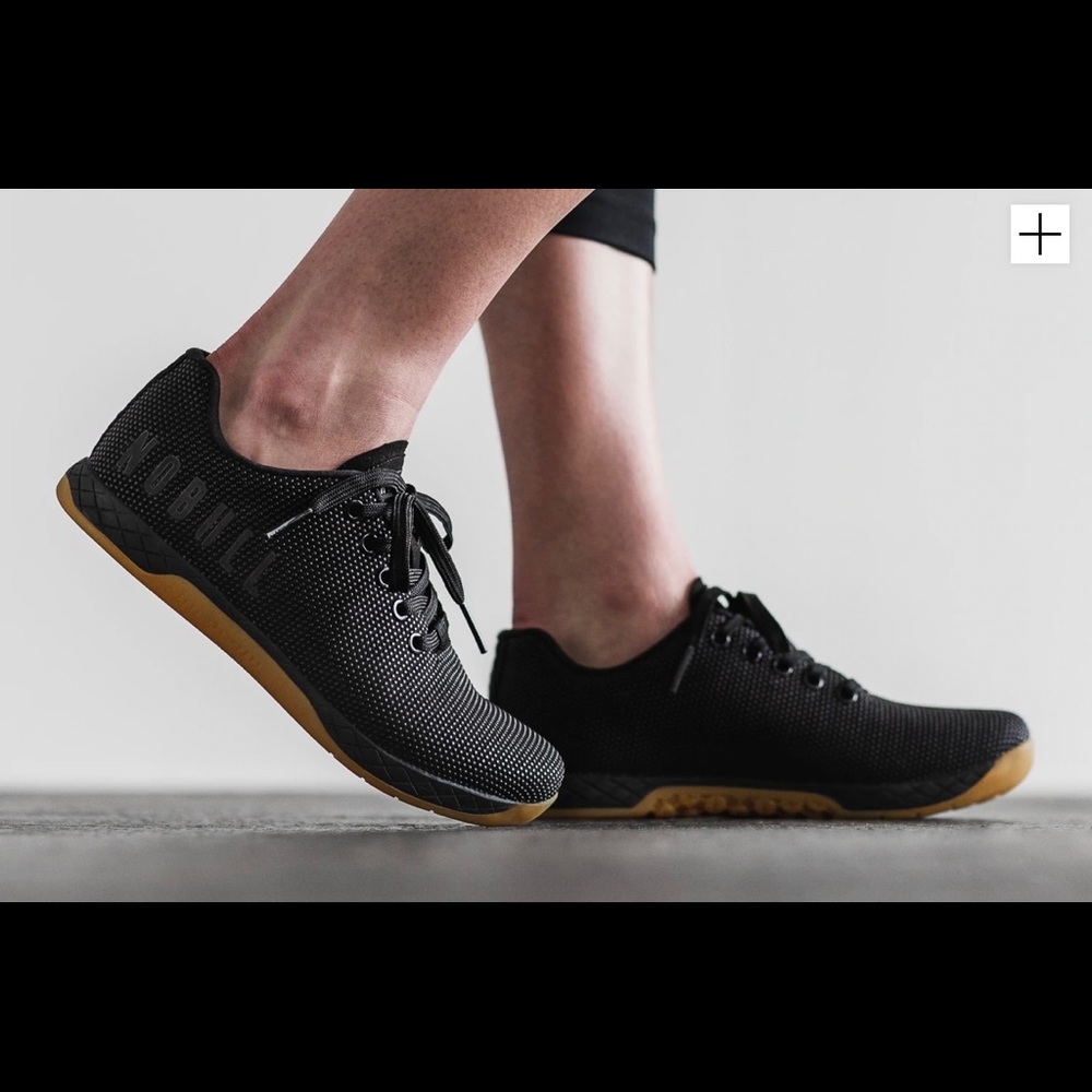 No Bull women’s black gum trainers